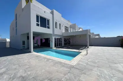 Villa - 4 Bedrooms - 5 Bathrooms for rent in West Bay Lagoon - West Bay Lagoon - Doha