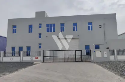 Warehouse - Studio - 4 Bathrooms for sale in Industrial Area 3 - Industrial Area - Industrial Area - Doha