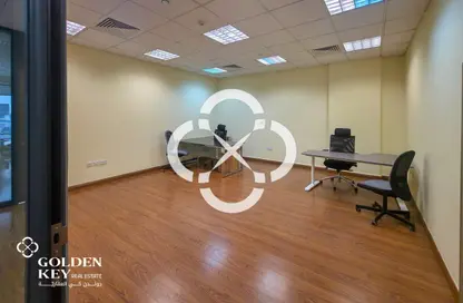 مساحات مكتبية - استوديو - 1 حمام للايجار في شارع السد - السد - الدوحة