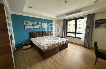 Apartment - 2 Bedrooms - 2 Bathrooms for rent in East Porto Drive - Porto Arabia - The Pearl Island - Doha