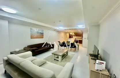 Apartment - 1 Bedroom - 2 Bathrooms for rent in West Porto Drive - Porto Arabia - The Pearl Island - Doha Apartment - 1 Bedroom - 2 Bathrooms for rent in West Porto Drive - Porto Arabia - The Pearl Island - Doha