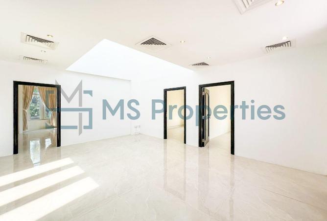 52818388 - Property Image 3