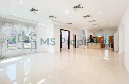 Villa - 3 Bedrooms - 4 Bathrooms for rent in West Bay Lagoon - West Bay Lagoon - Doha