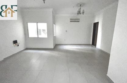 Apartment - 2 Bedrooms - 2 Bathrooms for rent in Al Mansoura - Al Mansoura - Doha