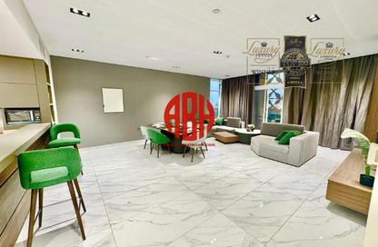 Apartment - 2 Bedrooms - 3 Bathrooms for rent in Boulevard View - Yasmeen City - Lusail