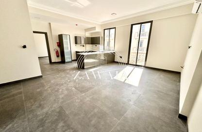 Apartment - 2 Bedrooms - 3 Bathrooms for rent in Bin Omran 35 - Fereej Bin Omran - Doha