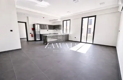 Apartment - 2 Bedrooms - 3 Bathrooms for rent in Bin Omran 35 - Fereej Bin Omran - Doha
