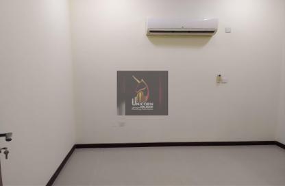 سكن الموظفين - استوديو - 8 حمامات للايجار في شارع  بو هامو - أبو هامور - الدوحة