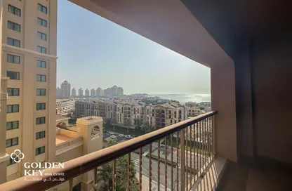 Apartment - 1 Bedroom - 2 Bathrooms for rent in West Porto Drive - Porto Arabia - The Pearl Island - Doha