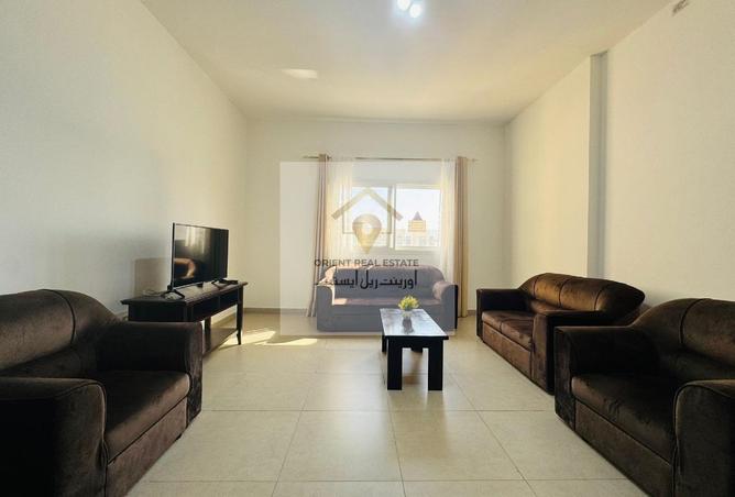 1002773 - Property Image 2