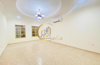Compound - 4 Bedrooms - 5 Bathrooms for rent in Al Nuaija Street - Al Hilal West - Al Hilal - Doha