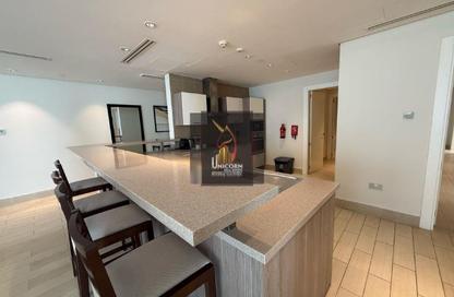 Hotel Apartments - 3 Bedrooms - 4 Bathrooms for rent in West Bay Tower - West Bay - West Bay - Doha