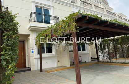 Villa - 7 Bedrooms - 7+ Bathrooms for rent in Floresta Gardens - Floresta Gardens - The Pearl Island - Doha