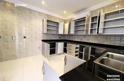 Villa - 4 Bedrooms - 6 Bathrooms for rent in Al Duhail South - Al Duhail - Doha