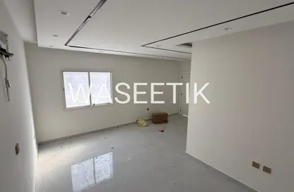 Villa - 5 Bedrooms - 5 Bathrooms for rent in Ain Khaled Villas - Ain Khaled - Doha Villa - 5 Bedrooms - 5 Bathrooms for rent in Ain Khaled Villas - Ain Khaled - Doha