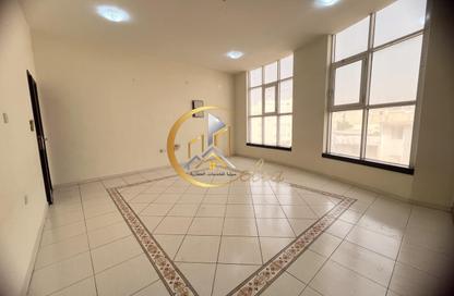 Apartment - 2 - 2 for rent in Madinat Khalifa Building 58 - Madinat Khalifa South - Madinat Khalifa - Doha