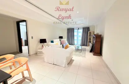 Apartment - 1 Bedroom - 2 Bathrooms for rent in West Porto Drive - Porto Arabia - The Pearl Island - Doha