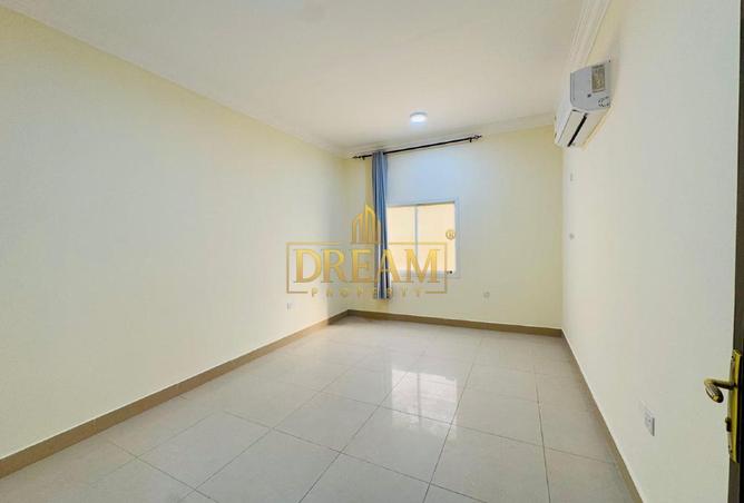 52225356 - Property Image 2