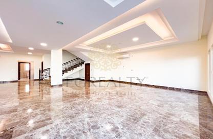 مجمع سكني - 5 - 7 للايجار في فلل واست باي لاغون - وست باي لاجون - بحيرة وست لاجون - الدوحة
