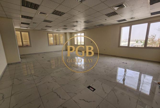 2OfKMVIs3rE - Property Image 2