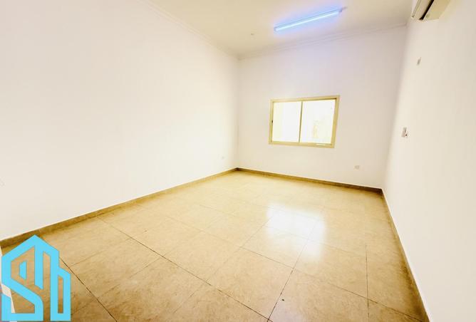 61730026 - Property Image 2