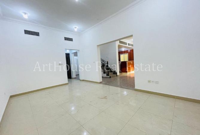 53470529 - صورة العقار 3