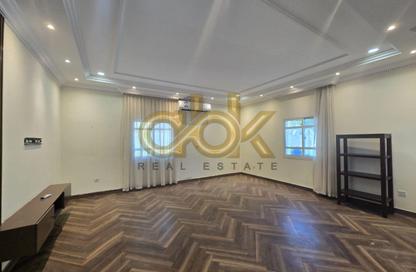 Villa - 4 Bedrooms - 5 Bathrooms for rent in West Bay Lagoon Villas - West Bay Lagoon - West Bay Lagoon - Doha