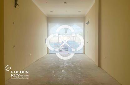Shop - Studio - 1 Bathroom for rent in Madinat Khalifa South - Madinat Khalifa - Doha Shop - Studio - 1 Bathroom for rent in Madinat Khalifa South - Madinat Khalifa - Doha