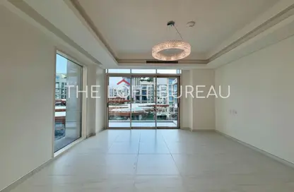 Apartment - 1 Bedroom - 2 Bathrooms for sale in Crystal Residence - Gewan Island - The Pearl Island - Doha