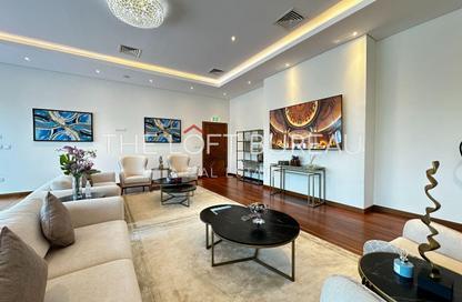 Villa - 5 - 7 for rent in The Garden - Floresta Gardens - The Pearl Island - Doha