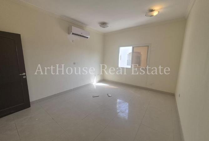 1027704 - Property Image 2