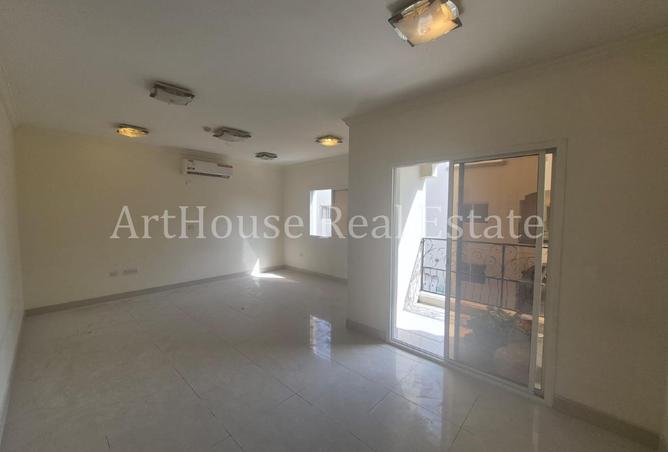 1027704 - Property Main Image