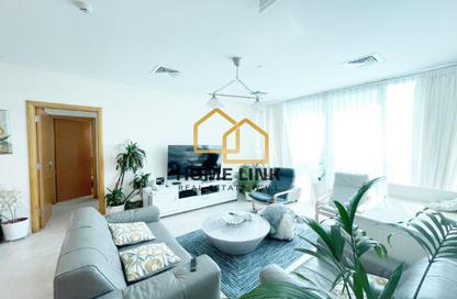 Apartment - 2 Bedrooms - 3 Bathrooms for sale in West Bay Lagoon - West Bay Lagoon - Doha
