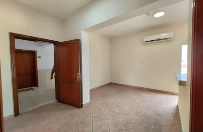 Apartment - 2 Bedrooms - 1 Bathroom for rent in Old Airport Road - Old Airport Road - Doha