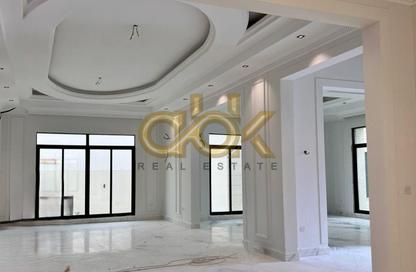Apartment - 7+ - 7+ for sale in Al Kheesa - Al Kheesa - Umm Salal Mohammed