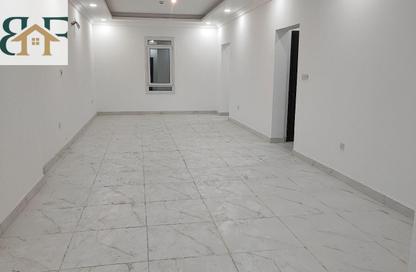 Apartment - 2 - 3 for rent in Umm Ghuwalina - Umm Ghuwailina - Doha Apartment - 2 - 3 for rent in Umm Ghuwalina - Umm Ghuwailina - Doha