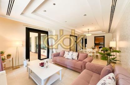 Apartment - 2 Bedrooms - 3 Bathrooms for sale in East Porto Drive - Porto Arabia - The Pearl Island - Doha