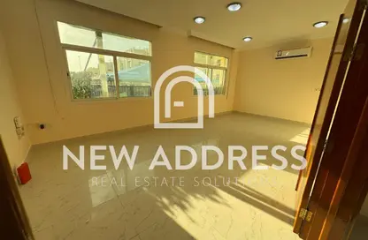 Apartment - 2 Bedrooms - 2 Bathrooms for rent in Souk Al gharaffa - Al Gharrafa - Doha