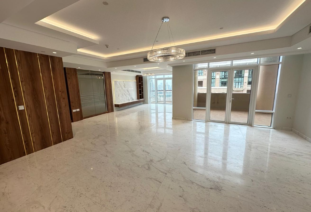 Penthouse for Sale in Porto Arabia | Sea View thumbnail 23