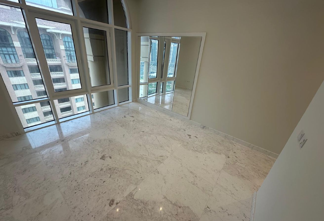 Penthouse for Sale in Porto Arabia | Sea View thumbnail 7