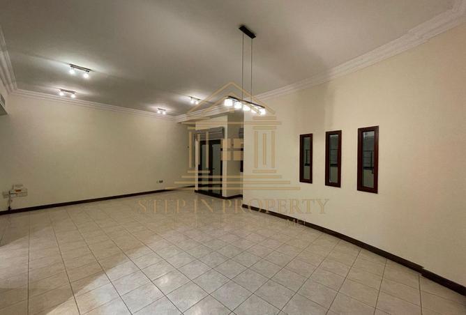 51767176 - Property Image 2