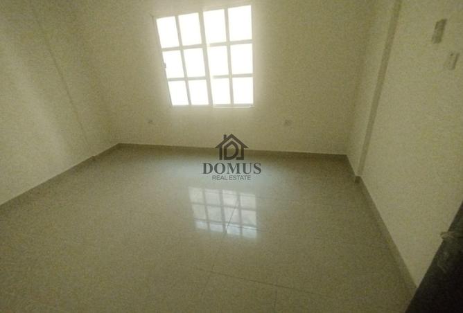 1005938 - Property Image 3