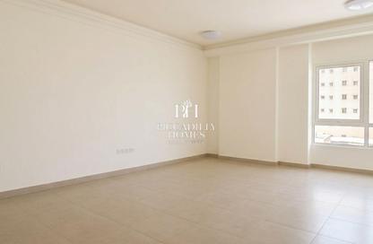Apartment - 2 Bedrooms - 2 Bathrooms for rent in Musheireb Apartments - Musheireb - Doha