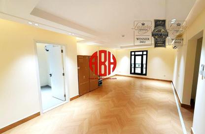 Apartment - 2 Bedrooms - 3 Bathrooms for rent in Al Sadd Road - Al Sadd - Doha