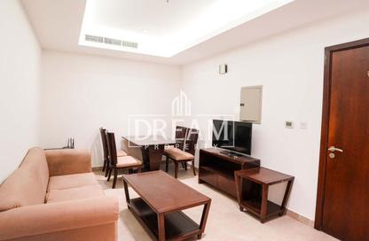 Apartment - 2 Bedrooms - 2 Bathrooms for rent in Umm Ghuwalina - Umm Ghuwailina - Doha