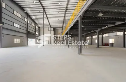 Warehouse - Studio - 1 Bathroom for rent in East Industrial Street - Birkat Al Awamer - Al Wakra