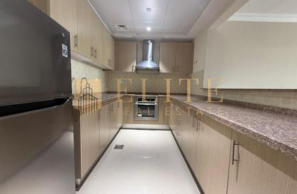 Apartment - Studio - 1 for rent in East Porto Drive - Porto Arabia - The Pearl Island - Doha