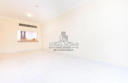 Apartment - 3 Bedrooms - 3 Bathrooms for rent in Viva West - Viva Bahriyah - The Pearl Island - Doha