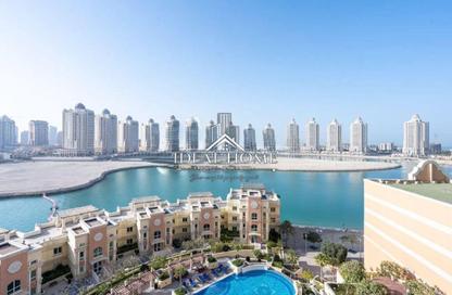 Apartment - 3 Bedrooms - 3 Bathrooms for rent in Viva West - Viva Bahriyah - The Pearl Island - Doha
