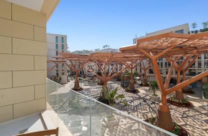 Apartment - 1 - 2 for sale in Crystal Residence - Gewan Island - The Pearl Island - Doha